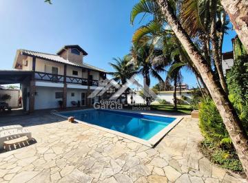 Casa · 326m² · 4 Quartos · 3 Vagas · Casa em Peruíbe