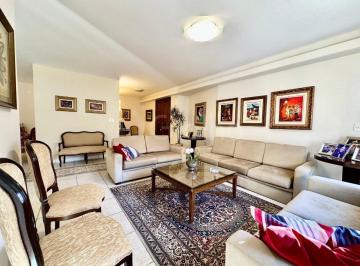 010 · Apartamento em Agronômica