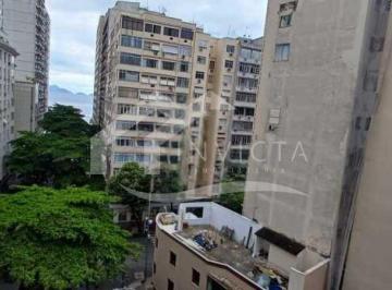 Apartamento · 103m² · 3 Quartos · Excelente 03 quartos no posto 6 de Copacabana.