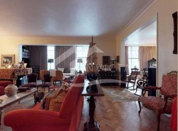 Apartamento · 270m² · 3 Quartos · 2 Vagas · 3 QUARTOS, COM 2 VAGAS NA ESCRITURA NO POSTO 6 DE COPACABANA