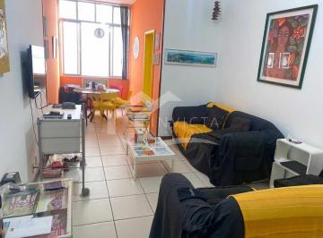Apartamento · 80m² · 3 Quartos · 2 Vagas · Maravilhosa Oportunidade em Copacabana Apartamento com DUAS VAGAS NA ESCRITURA!