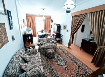 Apartamento · 100m² · 3 Quartos · 1 Vaga · Magnífico Apartamento de 3 Quartos no Coração de Copacabana!