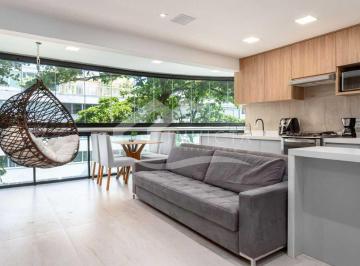 Apartamento · 85m² · 2 Quartos · 2 Vagas · Maravilhoso dois quartos a poucos metros de distância da praia de Ipanema