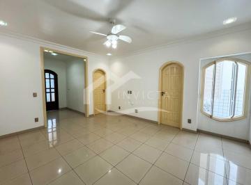 Casa · 110m² · 2 Quartos · 1 Vaga · Oportunidade Casa toda Reformada em  Copacabana!
