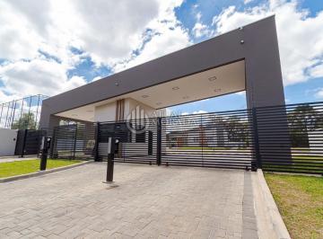 Casa · 207m² · 4 Quartos · 2 Vagas · Casa Térrea Exclusiva em Condomínio Clube – Santa