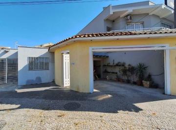 Casa · 235m² · 3 Quartos · 3 Vagas · Casa à venda no Lagoa Seca em Santa Bárbara d'Oeste com 3 quartos (1 suíte) e 3 vagas de garagem