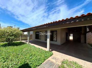 Casa · 239m² · 7 Quartos · 3 Vagas · EXCELENTE OPÇÃO DE CASA EM ALVENARIA COM LAJE E 5 QUITINETES AOS FUNDOS