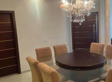 Casa · 220m² · 3 Quartos · 2 Vagas · Boa Vista: Casa com Piscina - Disponível para Venda