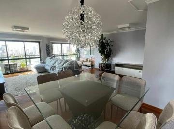 Apartamento · 240m² · 4 Quartos · 3 Vagas · Apartamento à venda no Tatuapé com 240 m² de área útil