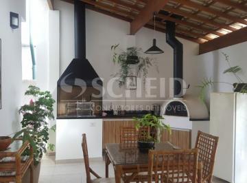 Casa · 230m² · 3 Quartos · 2 Vagas · Casa à venda no Campo Belo. 3 quartos (1 suíte), 2 vagas