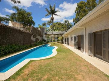 Casa · 610m² · 5 Quartos · 4 Vagas · Casa térrea espetacular com 5 quartos à venda no Alto da Boa Vista
