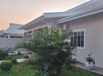 Casa · 200m² · 3 Quartos · 3 Vagas · Casa à venda no bairro Caputera - Laguna/SC