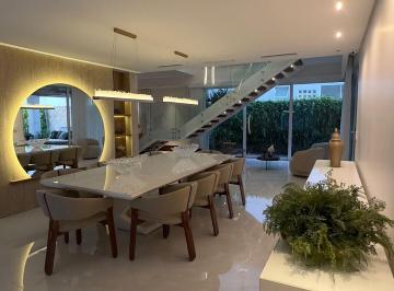 Casa · 600m² · 3 Quartos · 6 Vagas · Alugo mansão no Alphaville I mobiliada e decorada com uma academia equipada, clube com espaço gourme