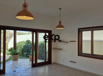 Casa · 550m² · 4 Quartos · 6 Vagas · Casa à venda com 04 suites próxima oa colégio Porto Seguro em Valinhos/SP