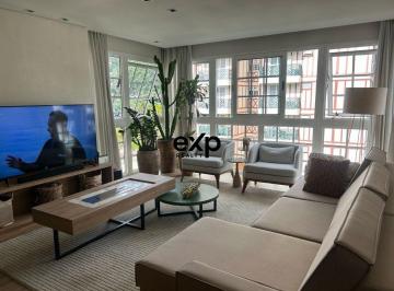 Apartamento · 118m² · 3 Quartos · 2 Vagas · Apto alto padrão mobiliado no Cond Granja Brasil o Melhor de Itaipava