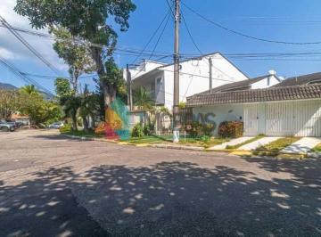 Casa · 241m² · 3 Quartos · 3 Vagas · Casa em Condomínio :  / Residencial / Jacarepaguá