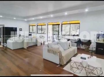 Apartamento · 280m² · 4 Quartos · 3 Vagas · Apartamento - Tijuca: Varanda, Sala ampla com 2 ambientes, 4 Bons quartos sendo