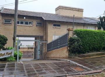 Casa · 196m² · 3 Quartos · 2 Vagas · Casa Reformada de 197mq no Condomínio Villa Dei Fiori - Bairro Tristeza a venda na Zona Sul de Porto