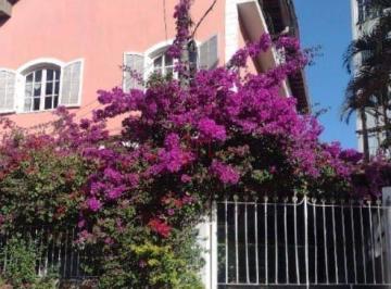 7495bc3b641a62c9f2bc45fbd392749bb9bae078 · Linda Casa térre no Bairro mais Bucólico em Niterói,composta por 3 Quartos sendo 1 suíte  à venda, 1