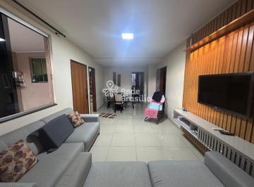 Casa · 250m² · 3 Quartos · 3 Vagas · Linda Casa com 3 quartos sendo, 2 suítes - Porcelanato - Reformada - 250 m² - Taguatinga Sul - Aceit