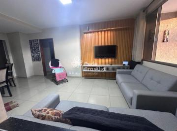 Casa · 250m² · 3 Quartos · 3 Vagas · Linda Casa com 3 quartos sendo, 2 suítes - Porcelanato - Reformada - 250 m² - Taguatinga Sul - Aceit