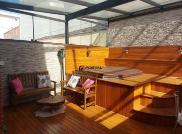 Casa · 135m² · 3 Quartos · 3 Vagas · Casa em Condomínio no Jardim Caiapia, Cotia