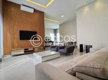 Casa · 240m² · 3 Quartos · 4 Vagas · Casa em condomínio para aluguel, 3 quartos, 3 suítes, 4 vagas, Jardim Sul - Uberlândia/MG