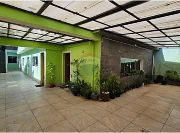 Casa · 250m² · 3 Quartos · 5 Vagas · Casa Terrea l 3 Quartos l 1 Suíte l 5 vagas l Jardim Santa Bárbara