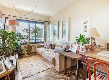 Apartamento · 107m² · 2 Quartos · 1 Vaga · Cobertura 2 dormitórios com vista panorâmica no Menino Deus