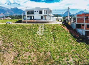 Foto 01 · Terreno em Condomínio de Luxo à Venda em Teresópolis-RJ, Bairro Ermitage: 230m² de Área!
