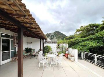 Apartamento · 250m² · 5 Quartos · 1 Vaga · Cobertura de 250 m² na Barra da Tijuca – 5 quartos, varanda gourmet e vista para a montanha