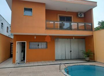 Casa · 346m² · 5 Quartos · 4 Vagas · Sobrado a Venda na Vila Carrão