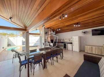 Casa · 200m² · 4 Quartos · 3 Vagas · Casa à venda no Palmeiras Imperiais - Medeiros - Jundiaí/SP.
