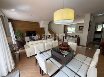 Casa · 132m² · 4 Quartos · 3 Vagas · Casa em Condomínio a venda ,4 dormitórios  sendo 3 suítes  com ar condicionado e 3 vagas.