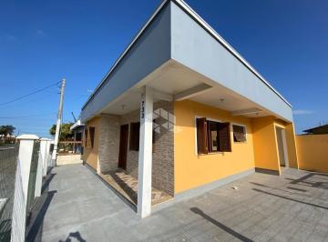 Casa · 98m² · 3 Quartos · 1 Vaga · Casa com 03 dormitórios, sendo 01 suíte em Rainha do Mar.