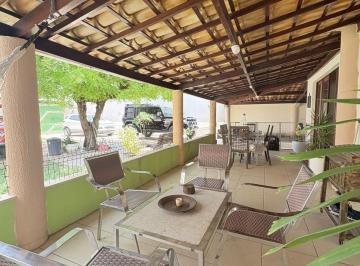 Foto 01 · Viva o sonho da casa própria em Ipitanga! Casa com 3 quartos, 3 suítes e 6 vagas de garagem por R$74