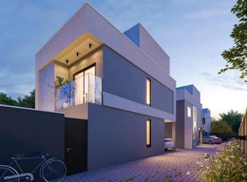 Casa de 3 quartos, Curitiba · sobrado de alto padrão no Uberaba - exclusivo não geminado.