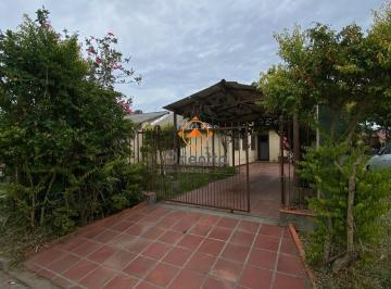 Casa · 70m² · 4 Quartos · 2 Vagas · Ótima casa no bairro restinga de 4 dormitórios