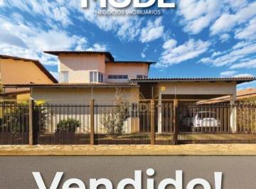 8c6c262590e7d9244c9f0b1d2119610477cb12b7 · Casa Moderna e Funcional no Lago Norte – QI 3