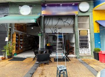 Comercial · 190m² · 6 Quartos · Loja na Rua Graciano Altierio, N. 16 • 190 m²