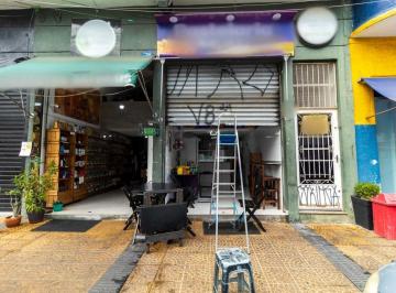 Comercial · 190m² · 6 Quartos · Loja na Rua Graciano Altierio, N. 16 • 190 m²