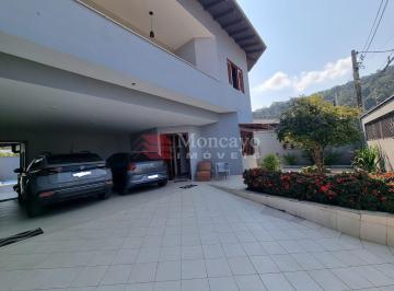 Casa · 327m² · 4 Quartos · 4 Vagas · Sobrado para venda no Jardim Califórnia, Caraguatatuba