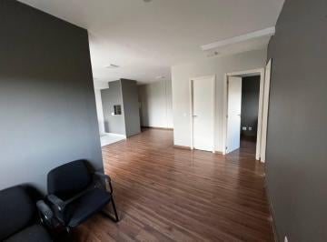 Apartamento · 65m² · 3 Quartos · Apartamento de 3 dormitórios transformado em 2, 1 suíte e living com churrasqueira.