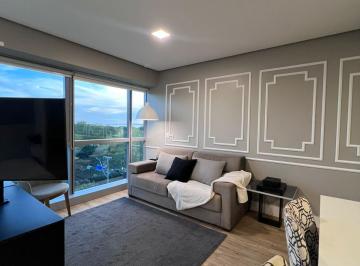 Apartamento · 40m² · 1 Quarto · 1 Vaga · Apartamento 1 dormitório com vaga coberta para venda e locação no bairro Praia de Belas