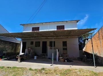 Comercial · 300m² · 10 Quartos · 5 Vagas · Prédio Residencial - Bairro Restinga