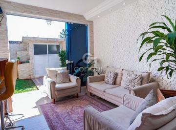 Casa · 113m² · 3 Quartos · 3 Vagas · Sobrado 155 m² 3 Quartos (1 Suíte com Sacada) – Co
