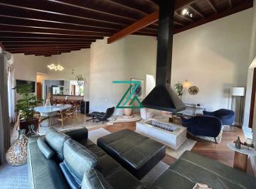 Casa · 418m² · 3 Quartos · 7 Vagas · Casa em Condomínio : Térrea / Residencial / Jardim Santa Teresa