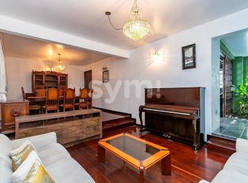 Casa · 209m² · 4 Quartos · Casa à venda - em Hugo Lange