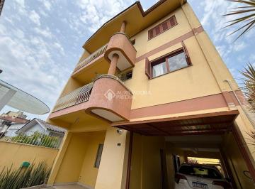 Casa · 185m² · 4 Quartos · 3 Vagas · Sobrado com três andares à venda no Rio Branco, SL