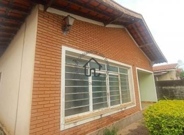 Fachada · Casa térrea para locação comercial no Centro em Vinhedo.